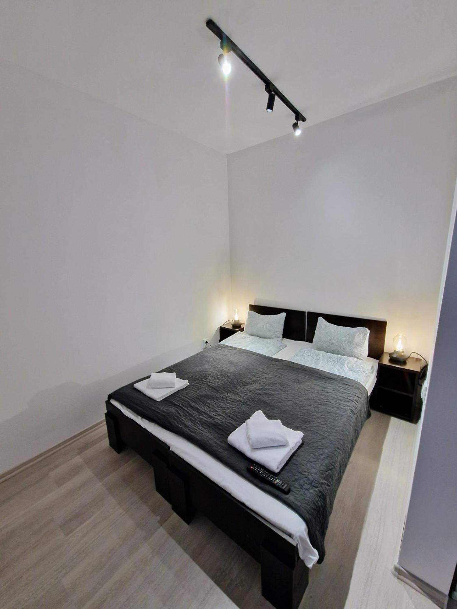 Key Apartments In Main Square Braszów Zewnętrze zdjęcie